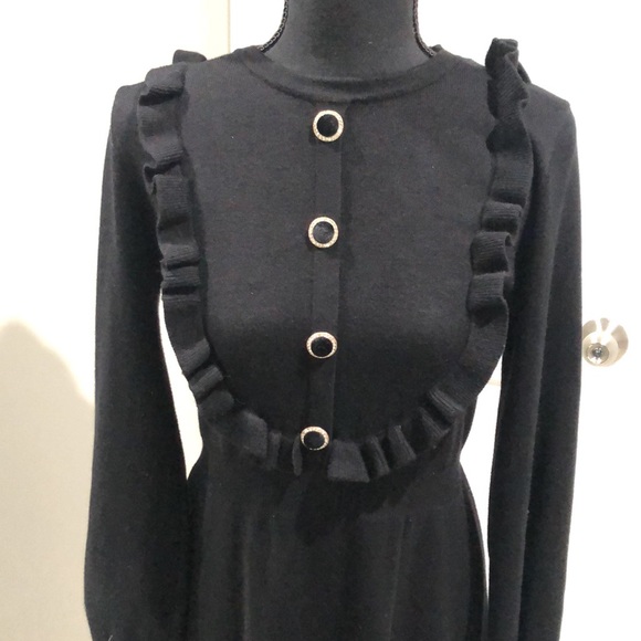 Boutique Black midi dress knit dress, super classy and flattering. Size small - Picture 2 of 5